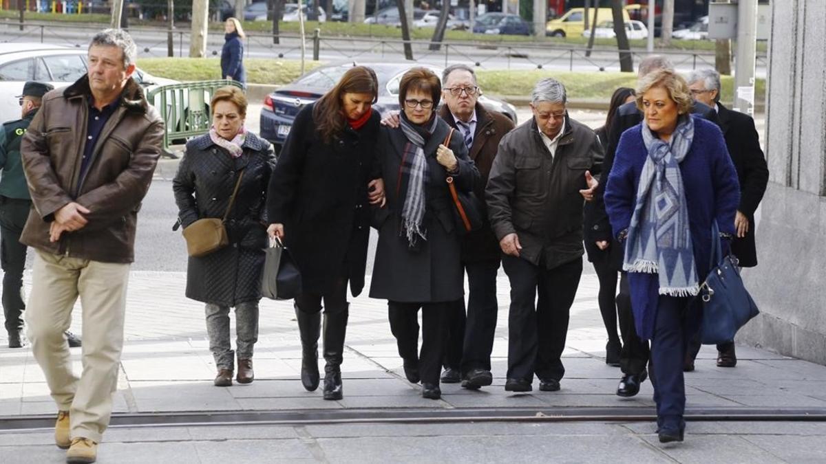 El presidente de la Asociacon Familias Victimas del vuelo ilegal Yak 42 Miguel Sencianes