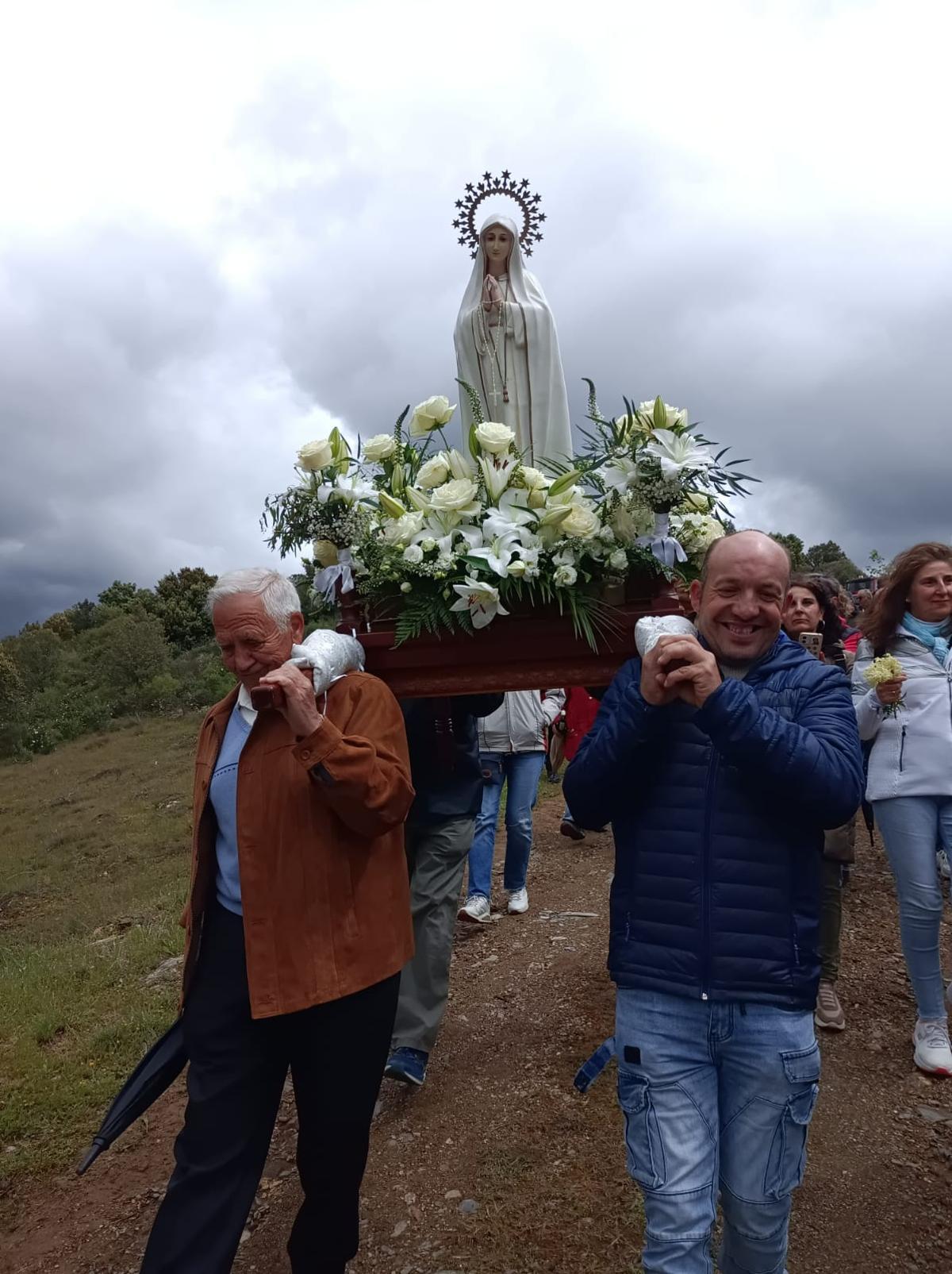 La devoción a la Virgen de Fátima une a la Raya alistana