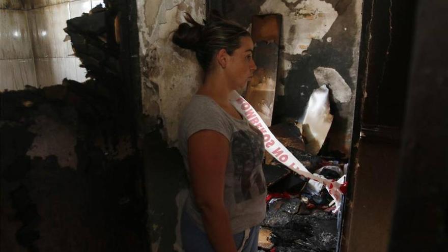 Fuego en un piso de la calle torremolinos
