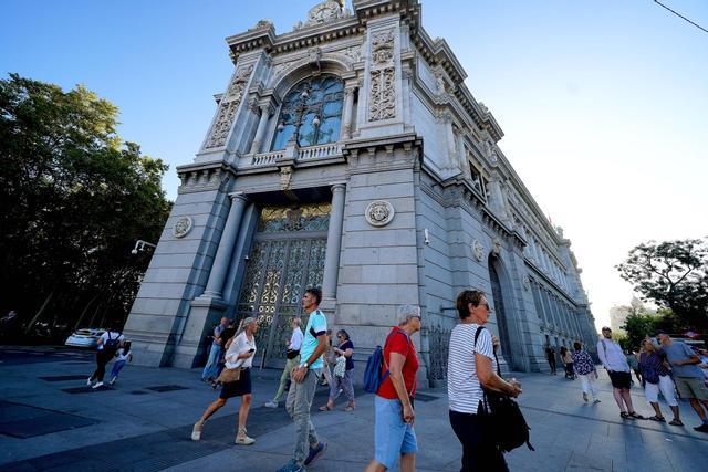 La bajada del euríbor da argumentos a la banca para limitar la subida del  tipo de los depósitos