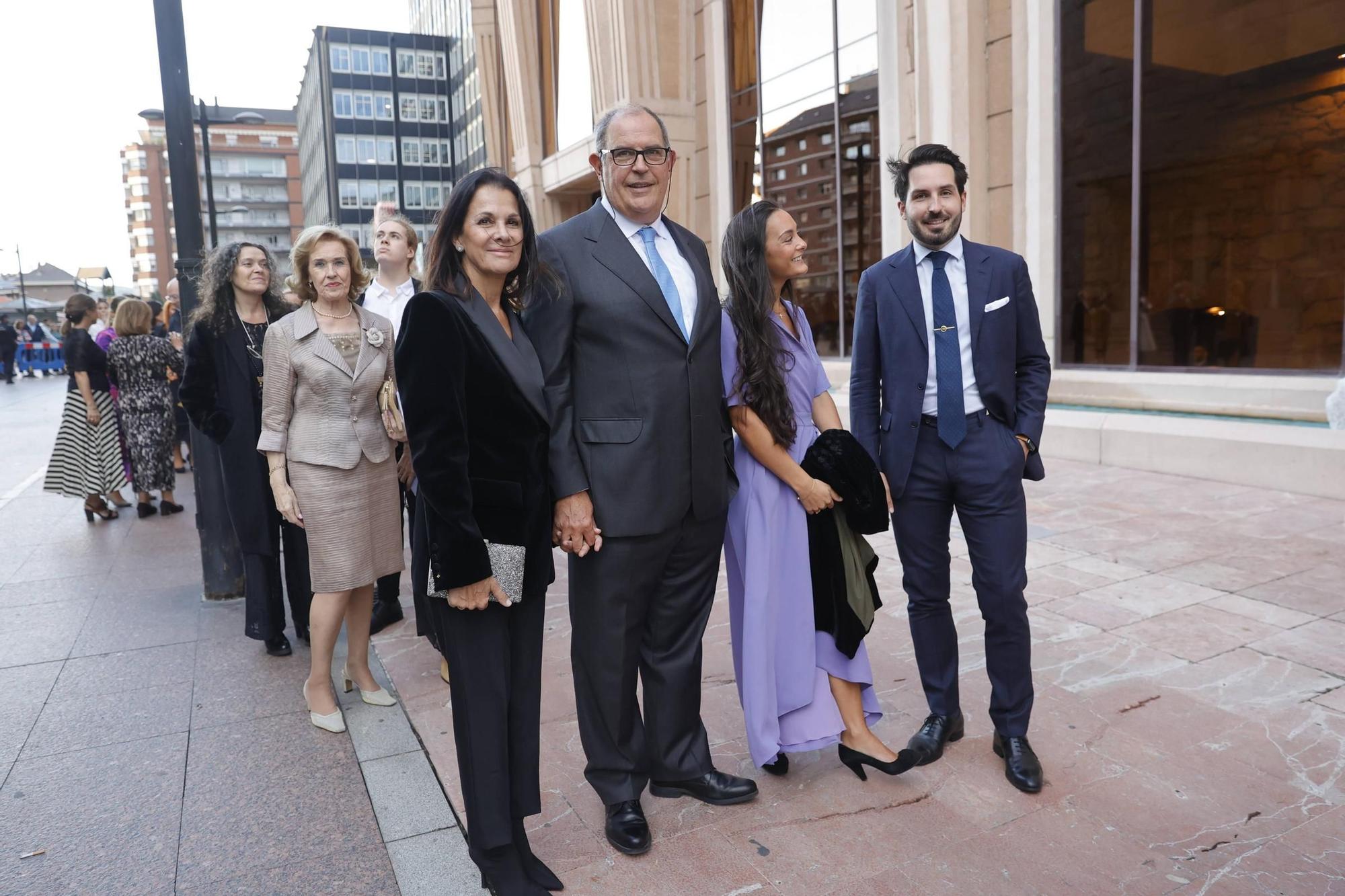 EN IMÁGENES: La Familia Real asiste en Oviedo al concierto de los premios "Princesa de Asturias"