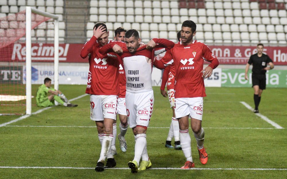 El Real Murcia vence frente al Cádiz