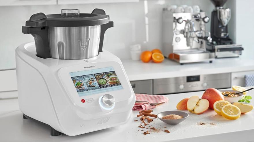 Vuelve el célebre robot de cocina de Lidl, Monsieur Cuisine Smart, su  versión más inteligente y ahora por solo 449,99 euros - Proveedores de  Hostelería en
