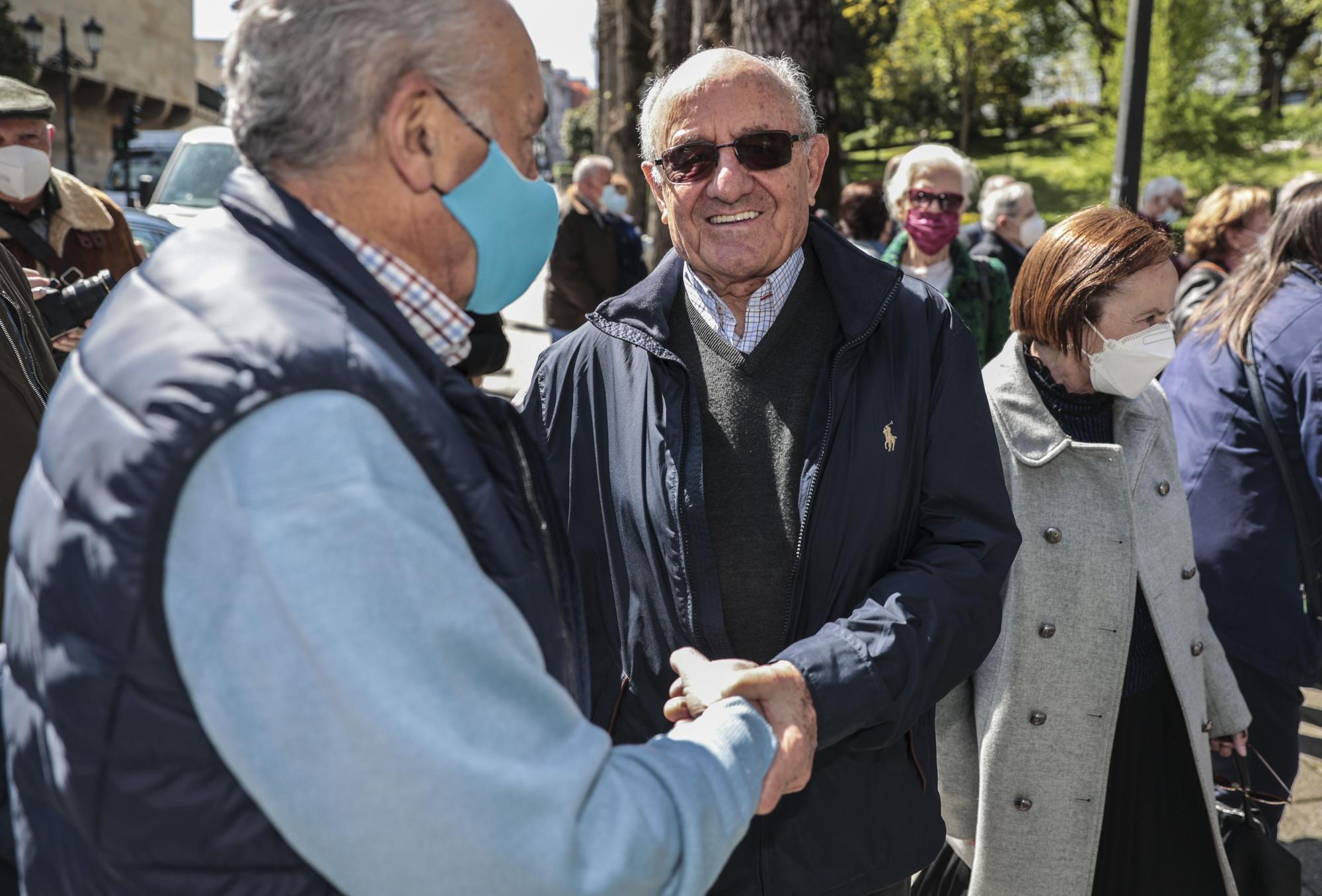 EN IMÁGENES: Así fue el descubrimiento de la placa “Paseo Padre Valdés“