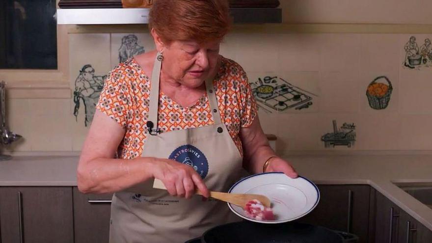 Maria Àngels Artigas i Teresa Amat, dues de les ‘gastrosàvies’ | EL PERIÓDICO