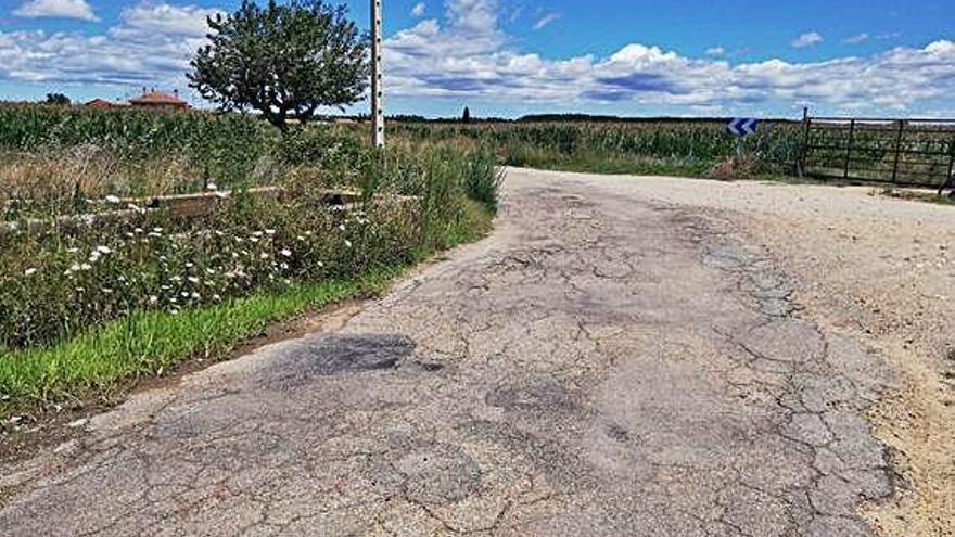 Estado que presenta la vía entre Santa Croya y Santibáñez.