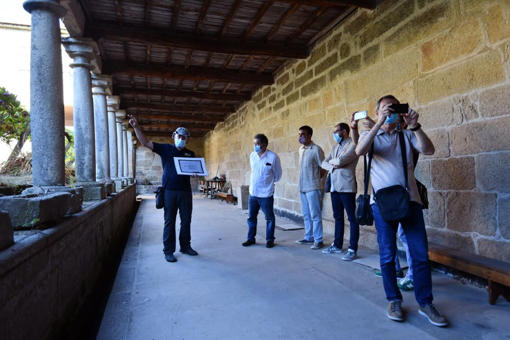 El convento de Santa Clara muestra sus tesoros a los pontevedreses