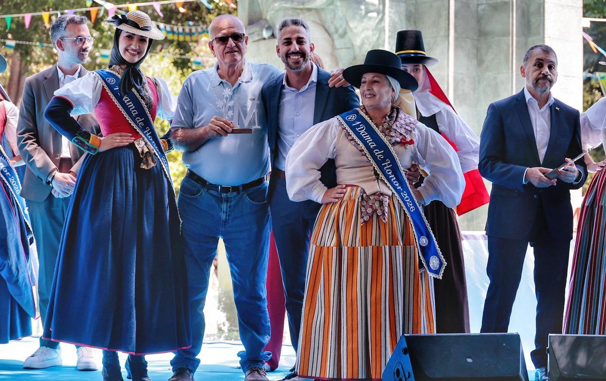 Entrega de premios de la XLIX Exposición Regional de Flores, Plantas, Artesanía Tradicional Canaria y Libros.