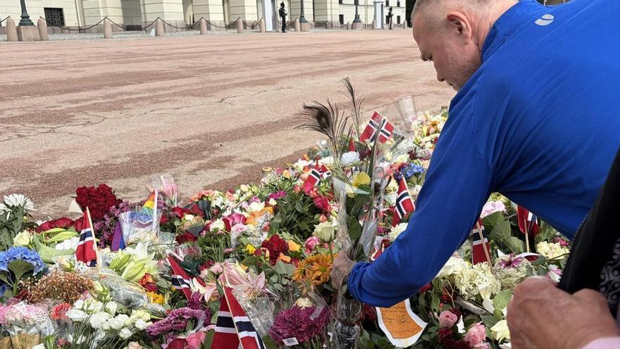 Norway bids farewell to "grandfather" Harald and welcomes new King Haakon