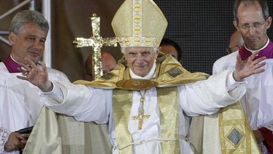 Benedicto XVI será Papa Emérito o Romano Pontífice Emérito