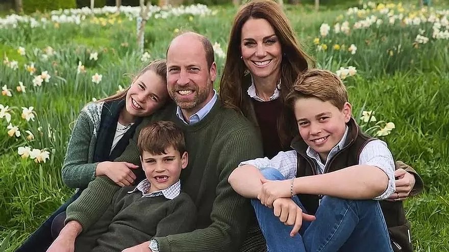 Así han felicitado la Navidad los príncipes de Gales