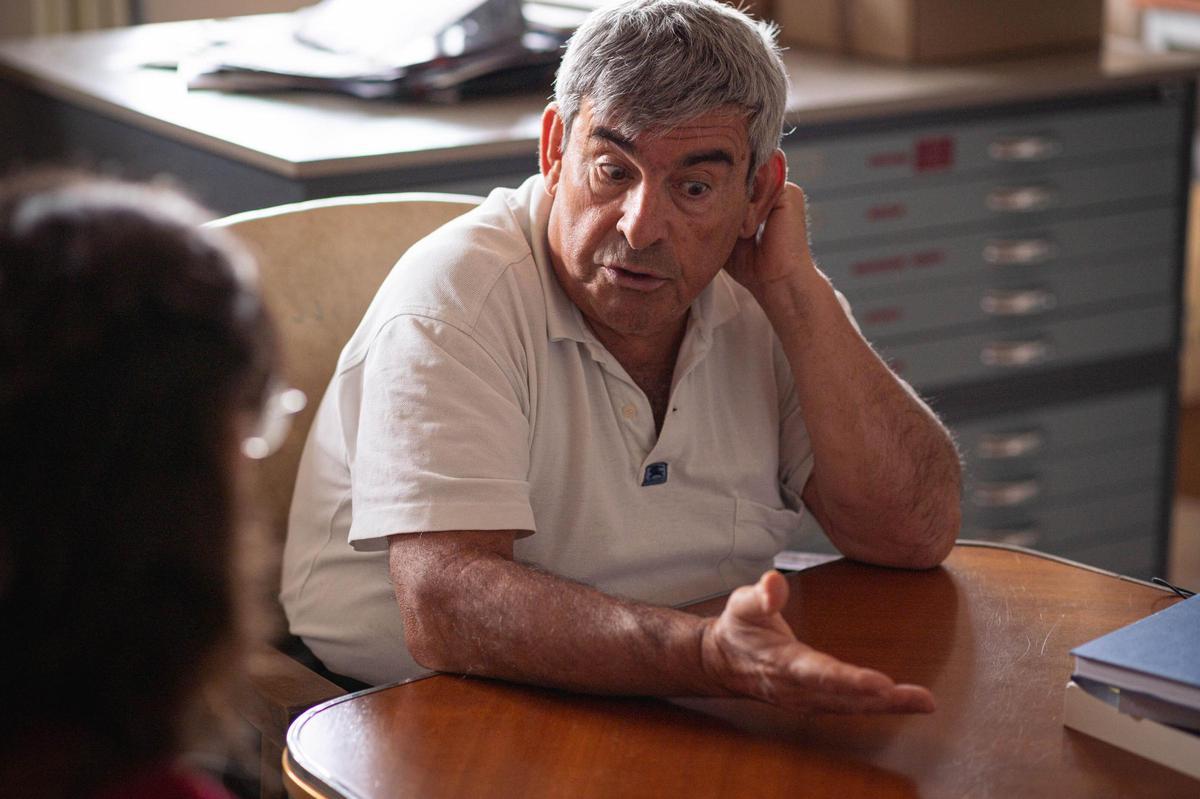 Ramón Casillas, geólogo de la Universidad de La Laguna (ULL), en el Departamento de Geología.