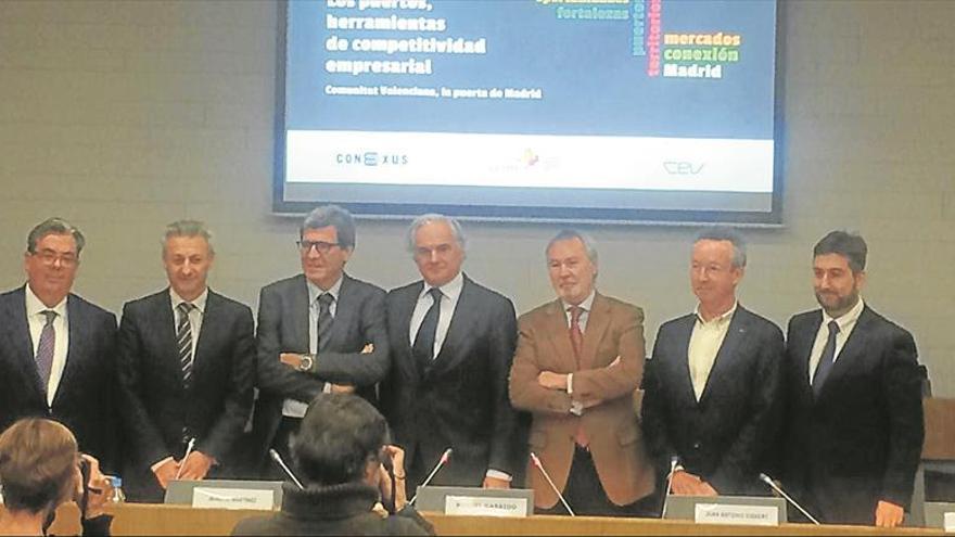 Toledo apuesta por conectar PortCastelló en tren con Madrid