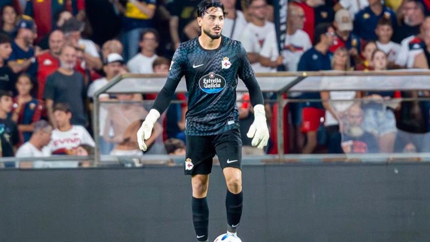 Leo Román busca en Riazor un final feliz a un verano de vértigo