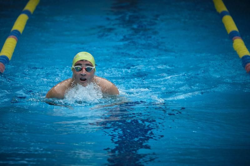 Apertura de la piscina de Santa Cruz  | 01/06/2020 | Fotógrafo: Andrés Gutiérrez Taberne