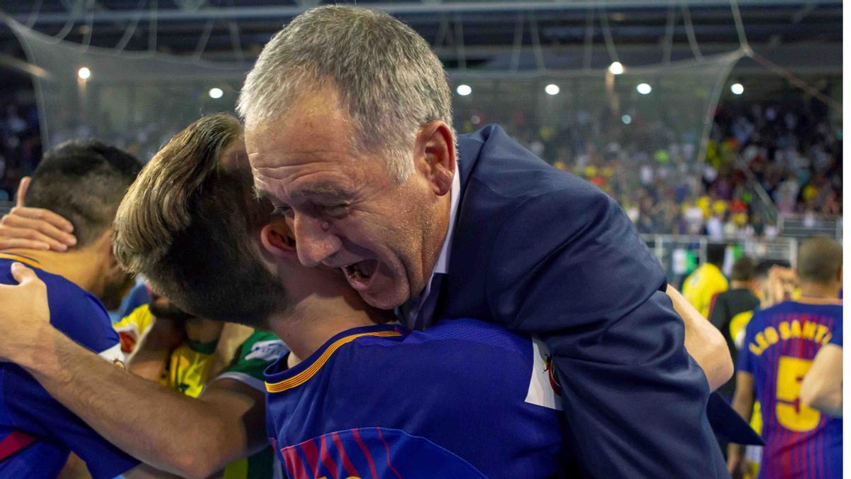 Plaza abraza a Rivillos tras ganar la Copa del Rey de 2018