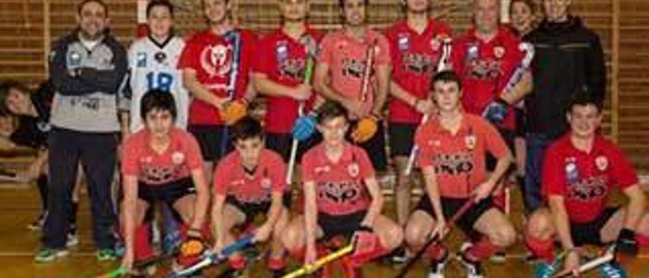 Equipo juvenil de hockey del Codema.