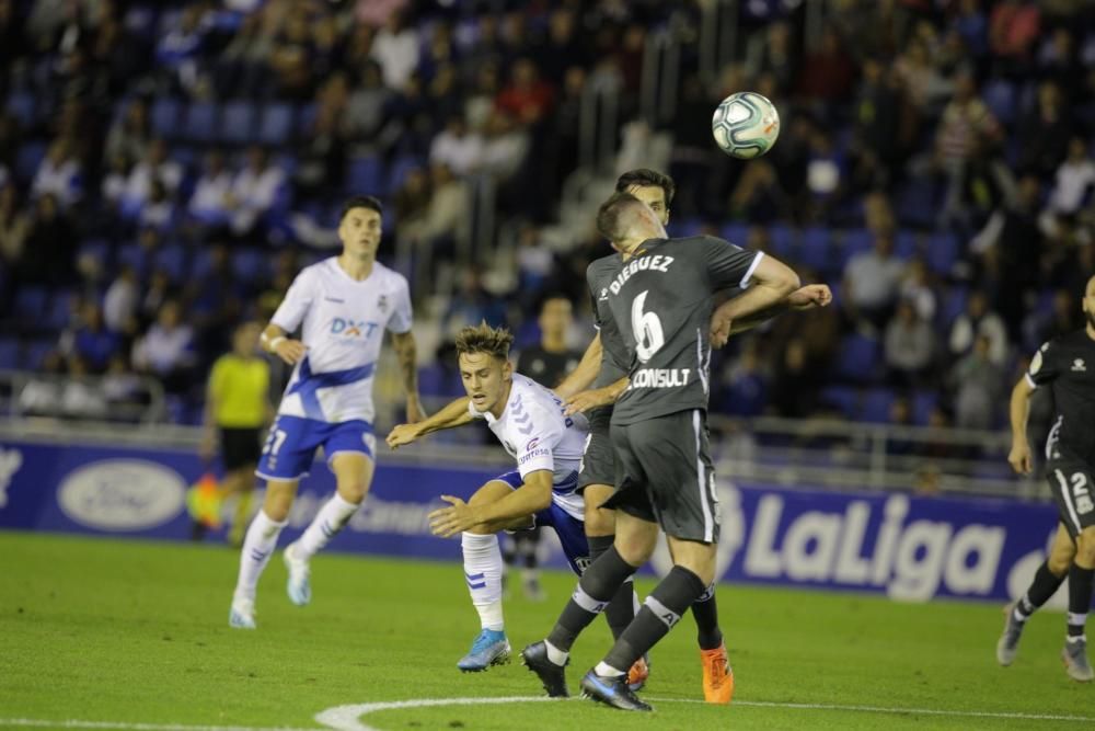 Partido entre el CD Tenerife y la SD Alcorcón