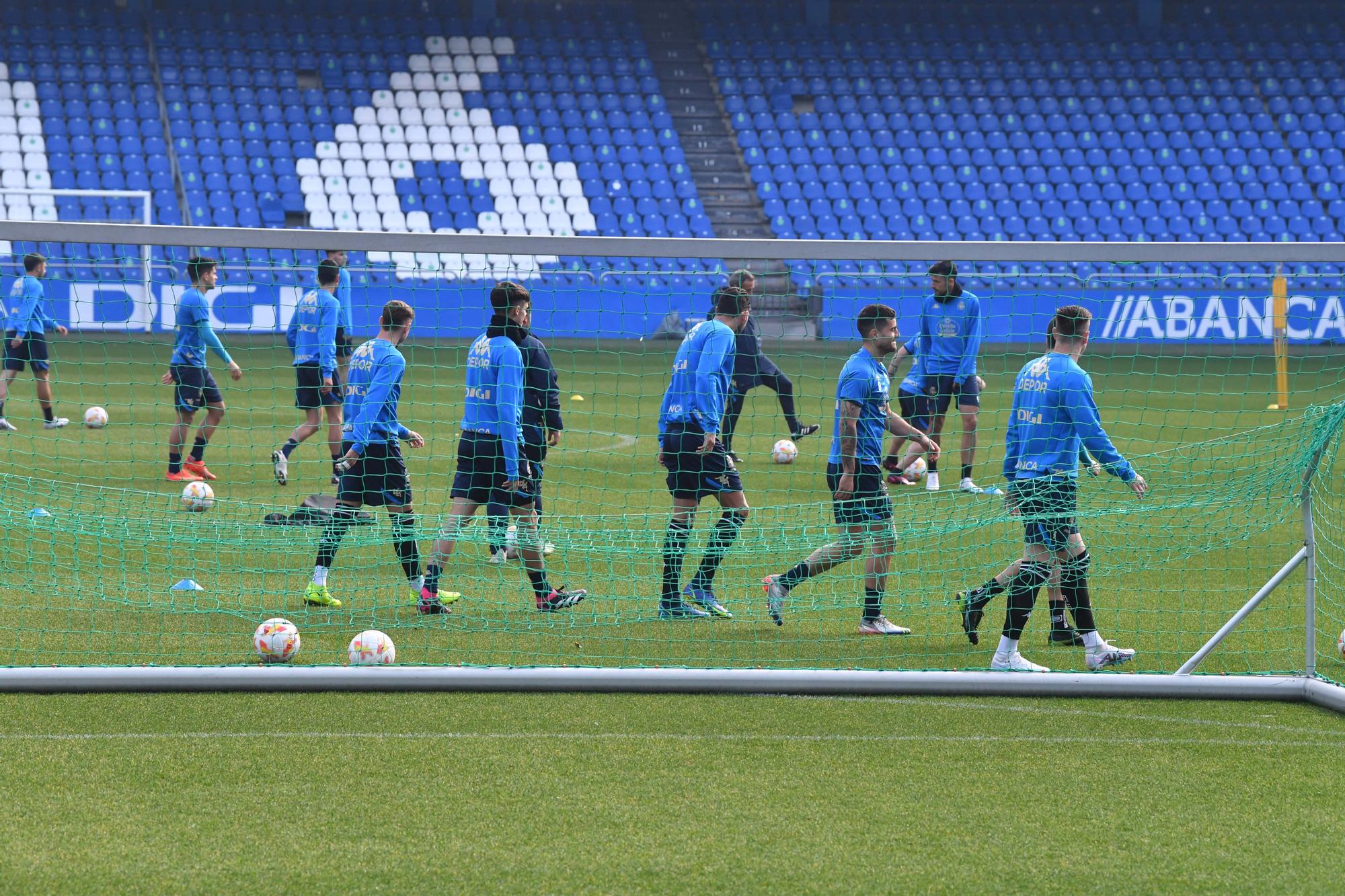 El Dépor trabaja en Riazor para buscar una victoria a domicilio en Talavera