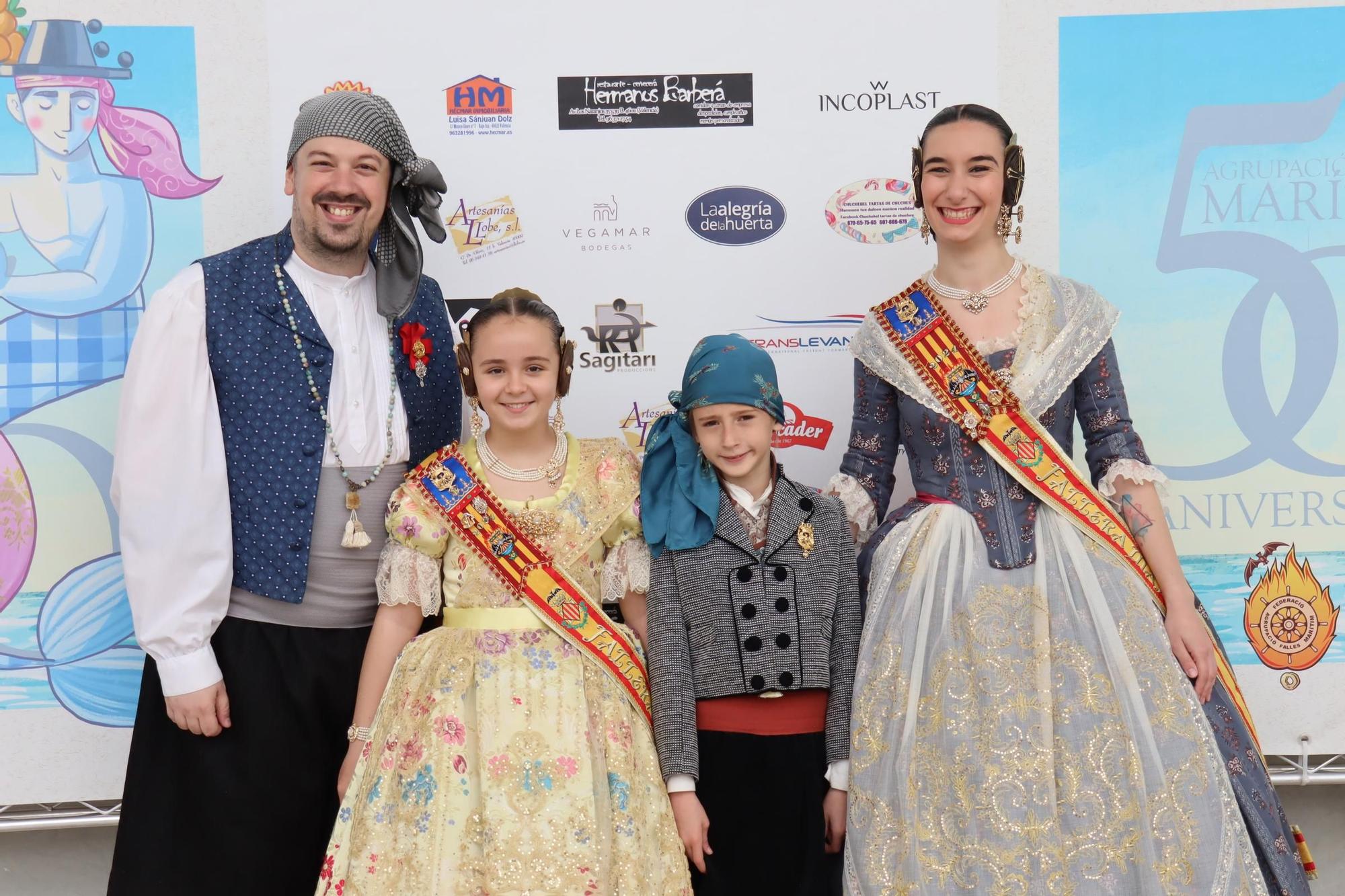 La alfombra roja en el 50 aniversario de la Agrupación de Fallas del Marítim