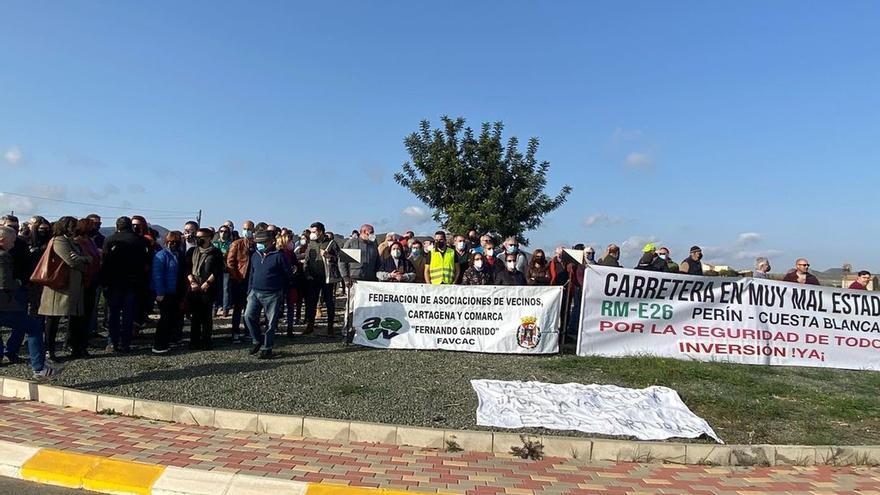 Protestas vecinales por la mala situación en la que están las carreteras del municipio.