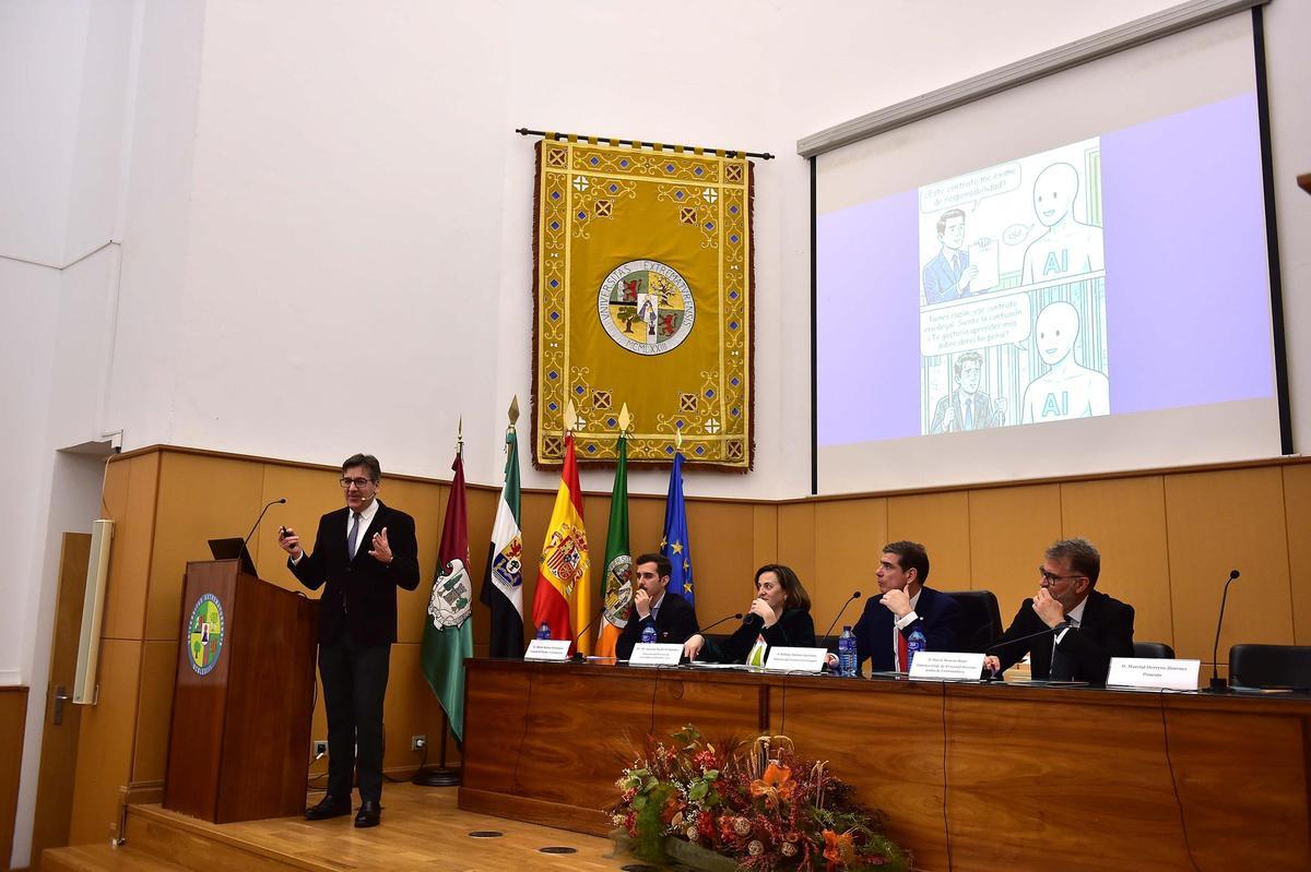 Empleo en un mes y medio y un 8,9 de satisfacción: así reivindica Plasencia su campus universitario.