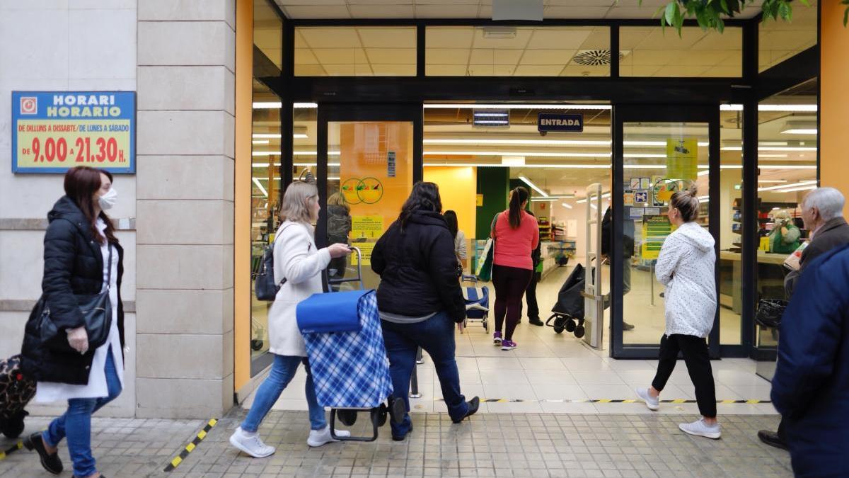 Consulta los horarios de los supermercados de la Región en Semana Santa