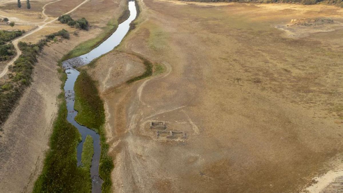 El embalse de O Bao, en Viana do Bolo, está al 55% de su capacidad máxima.   | // BRAIS LORENZO