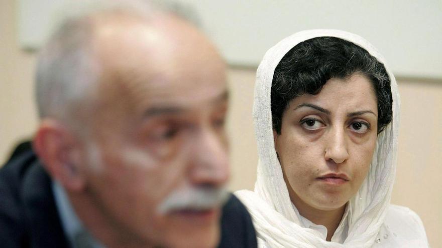 La nobel de la paz iraní Mohammadi, "entre la vida y la muerte", según sus allegados
