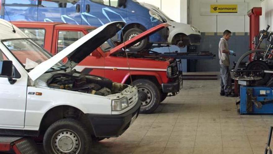 Cómo preparar el coche antes de salir de vacaciones