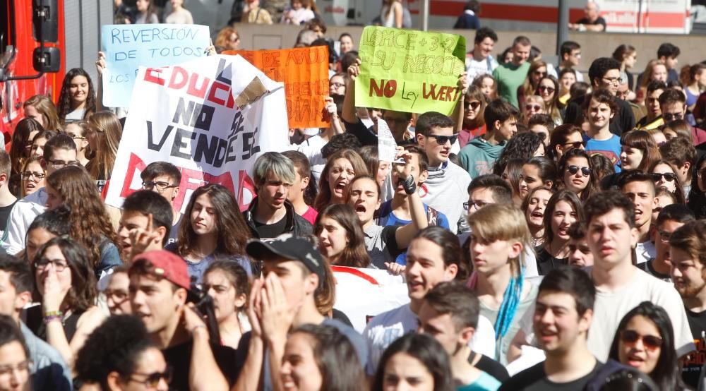 Los estudiantes piden una educación pública de calidad