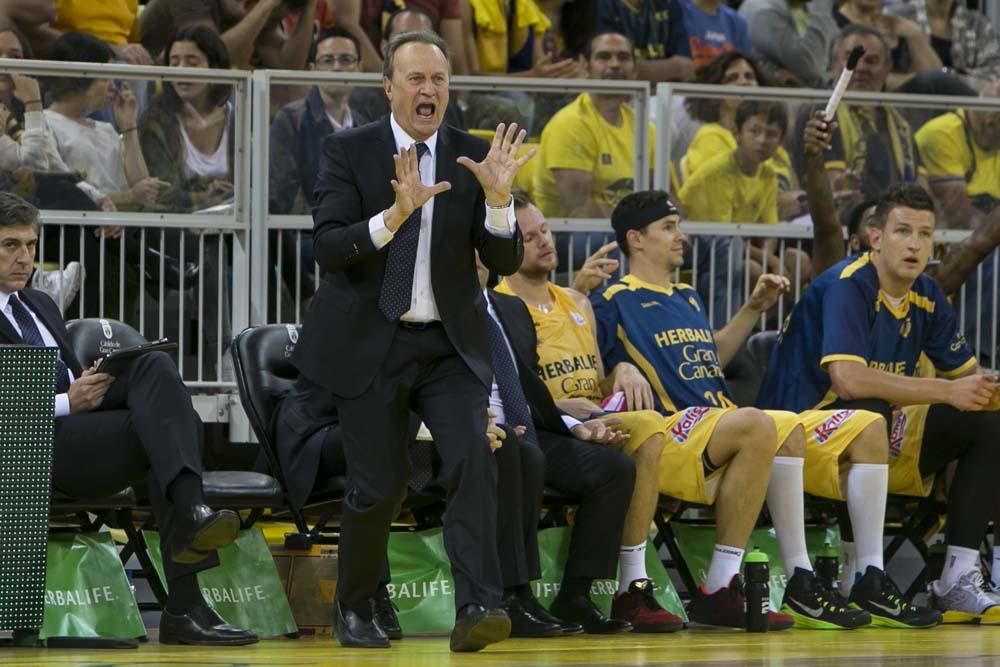 Herbalife Gran Canaria 93 - 87 Laboral Kutxa