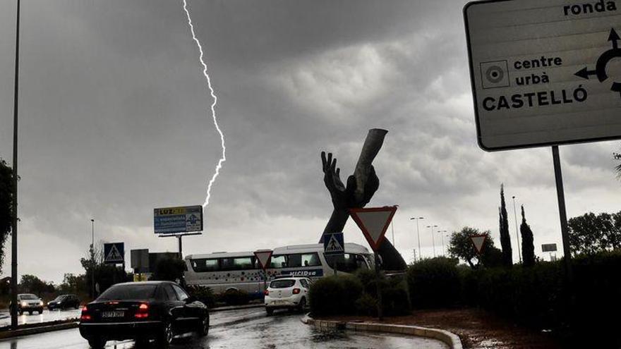 Castellón registra 662 rayos en las últimas 12 horas a causa de las tormentas