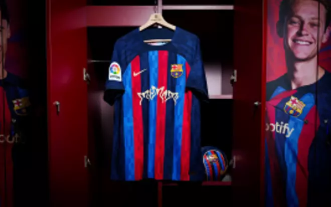 Así es la camiseta del Barça Motomami de Rosalía