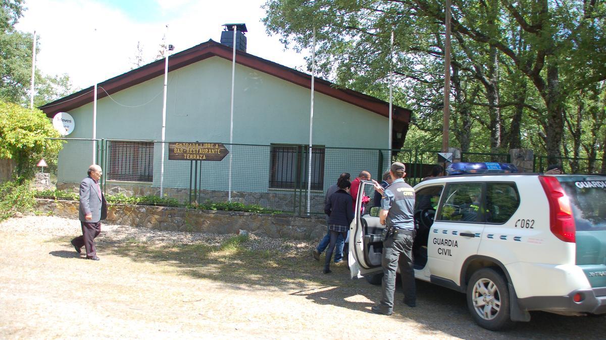 Entrada a las instalaciones del &quot;camping&quot; Peña Gullón. | Foto A. S.