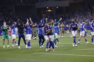 Para esto volviste, Santi: Cazorla levanta al Oviedo y lo mete en la final por el ascenso