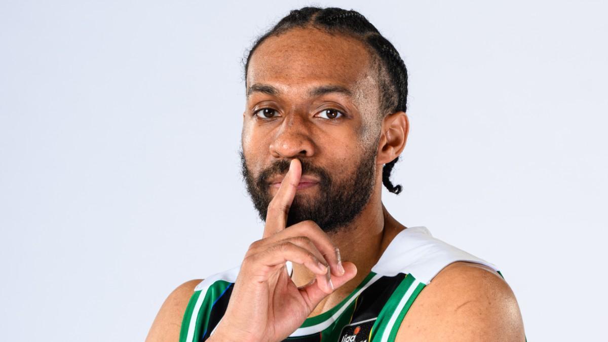 Jabari Ali Parker llega a la Penya y despierta la ilusión del público