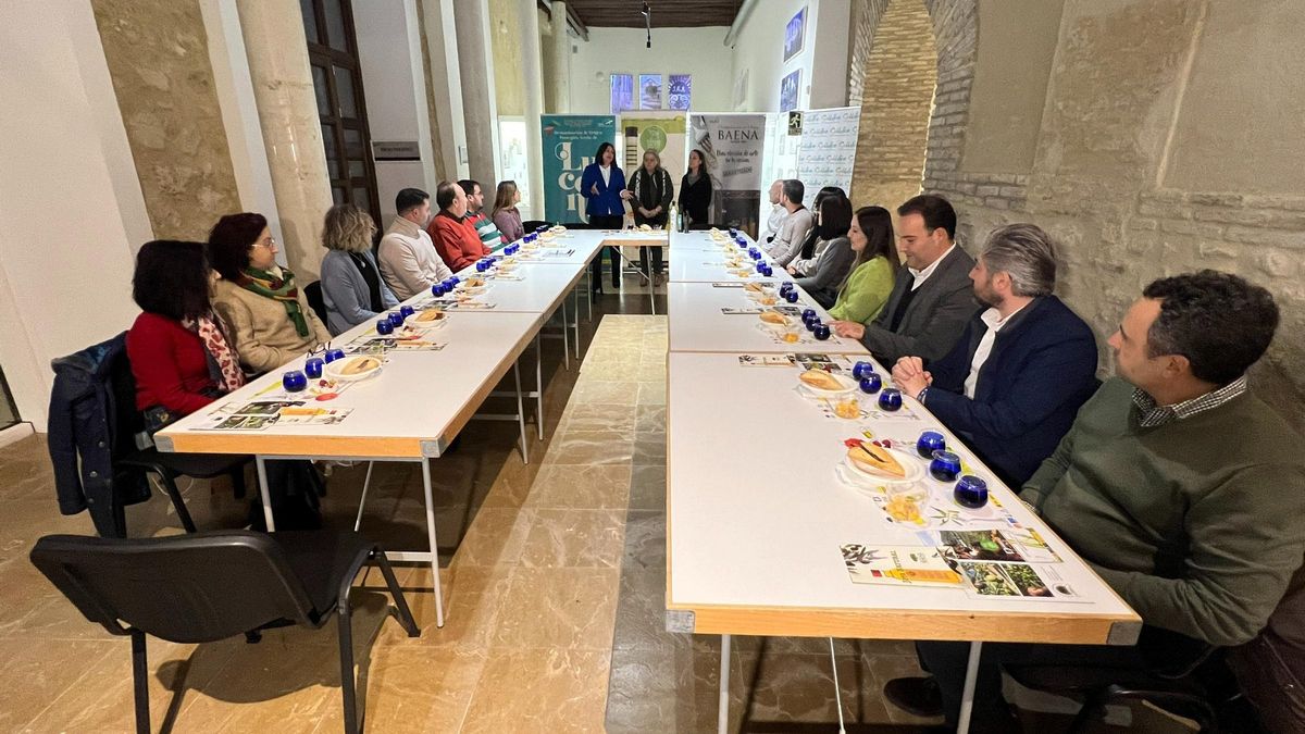 Asistentes al curso que se imparte en Lucena.