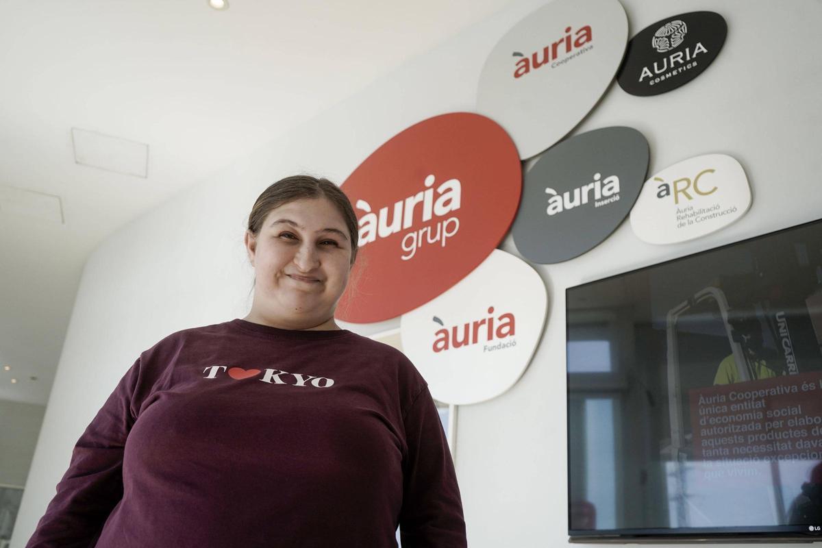 Marina Cortés a les instal·lacions de la Fundació Àuria