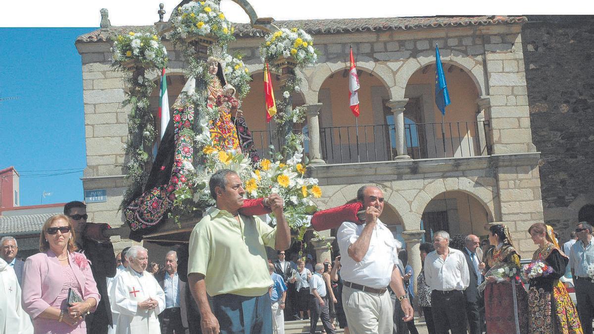 Procesión de la Virgen de Árboles