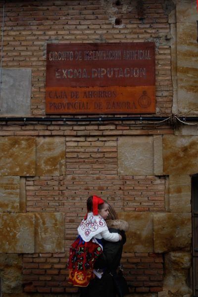 Baile del Niño en Venialbo