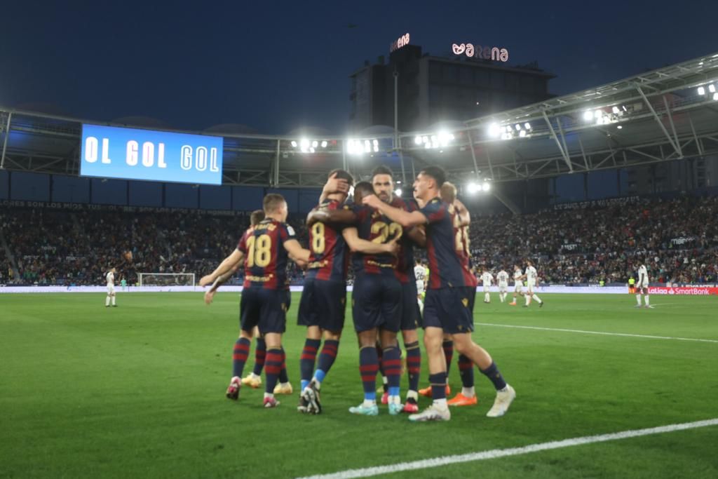 Todas las fotos del Levante UD - Albacete