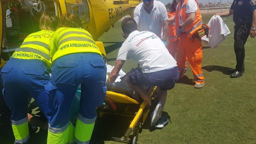 Herido grave por una explosión en una vivienda en obras de la Torre de la Horadada