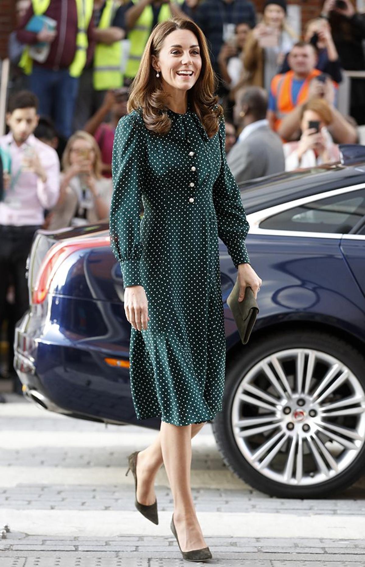 Kate Middleton a su llegada a una visita solidaria a un hospital infantil