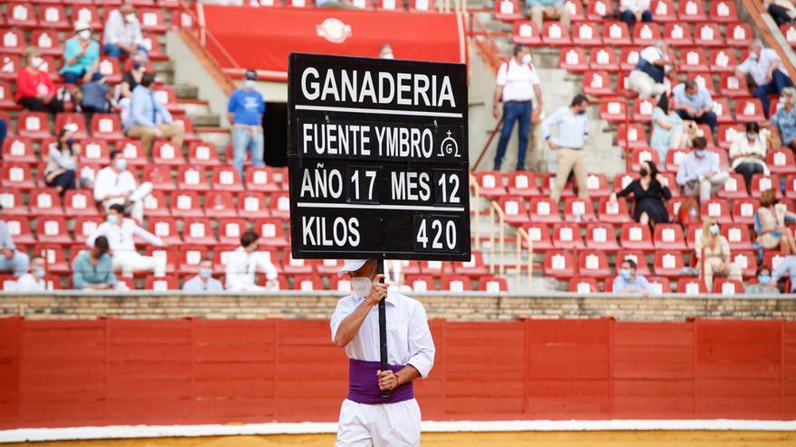 La feria taurina 2021 se inicia en Córdoba con un gran ambiente en Los Califas