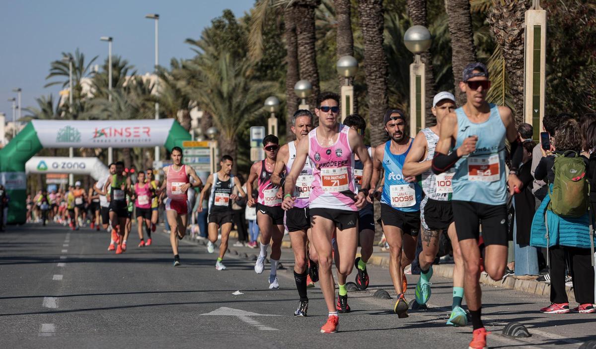 ¿Has corrido en la Media Maratón de Elche? Búscate aquí ¿Has corrido en la Media Maratón de Elche? Búscate aquí