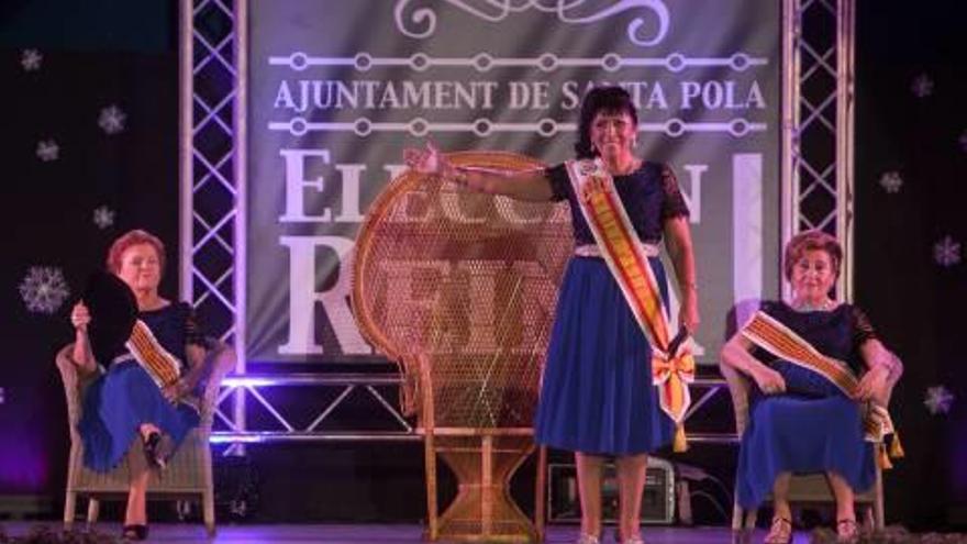 Santa Pola eligió anoche a la Reina de la Tercera Edad.