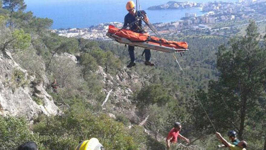 Rescatan a un escalador de 24 años herido en Palmanova