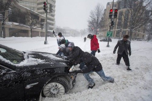 La costa este de EEUU sufre una gran tormenta de nieve