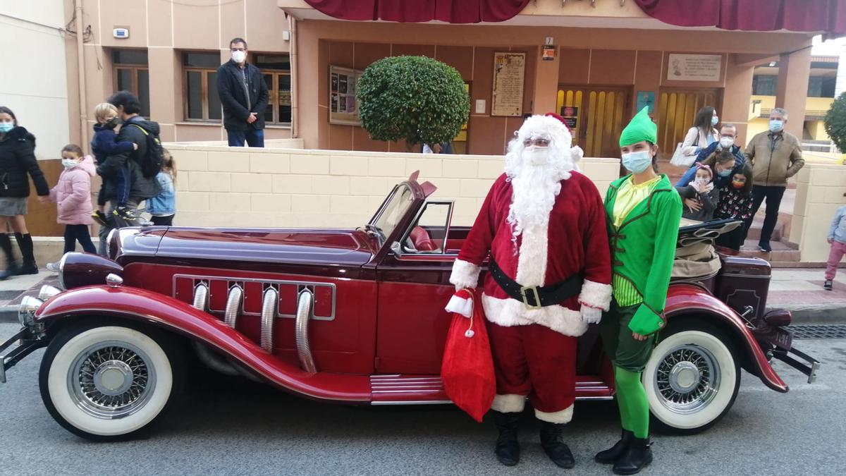 Papa Noel llega a El Campello